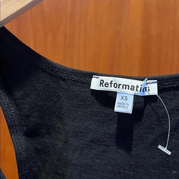 Reformation Avery Tank - Picture 4 of 4